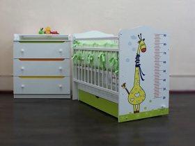 Кроватка детская Жираф с маятником в Поваренке - povarenka.mebel-nsk.ru | фото